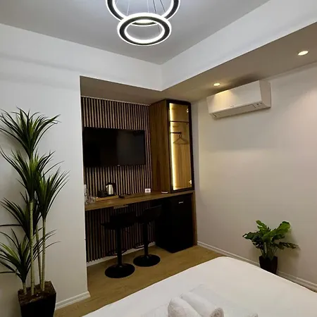 Rica 2 * Τίρανα